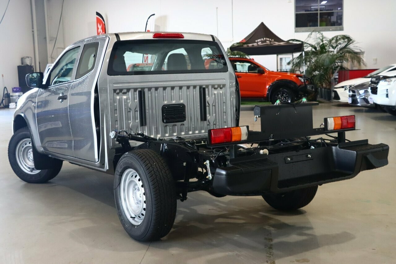Isuzu D-max image 3