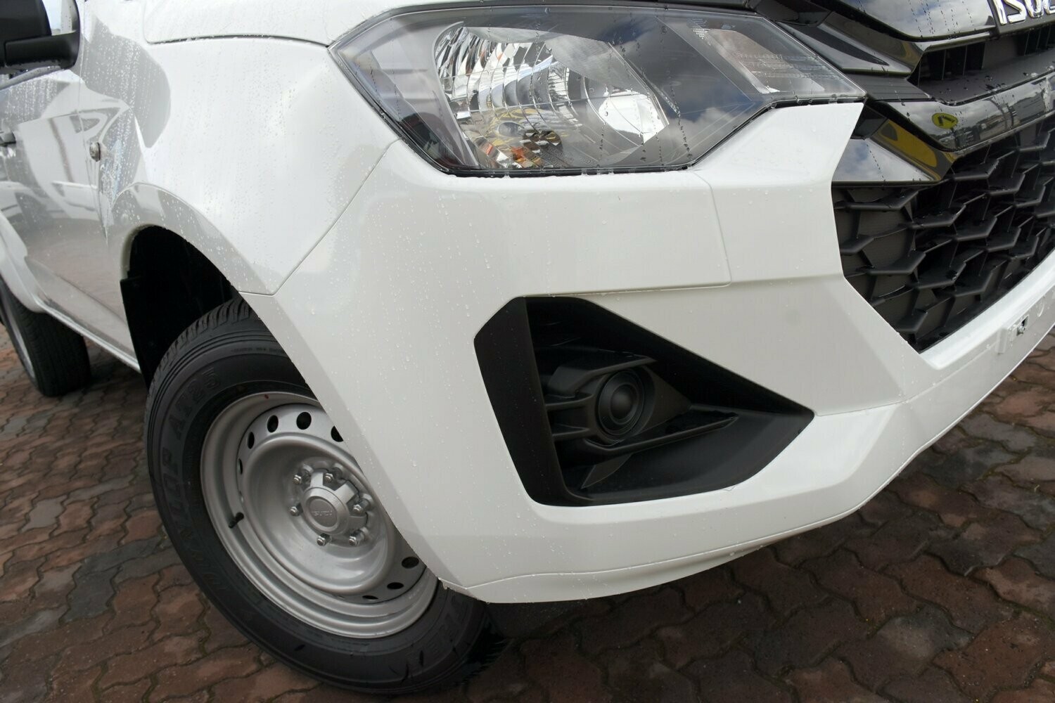 Isuzu D-max image 2