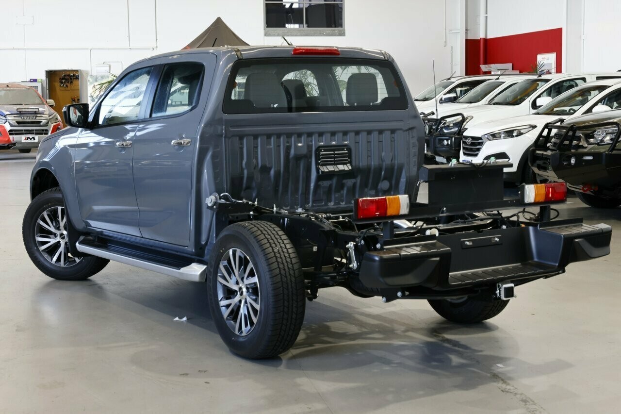 Isuzu D-max image 2