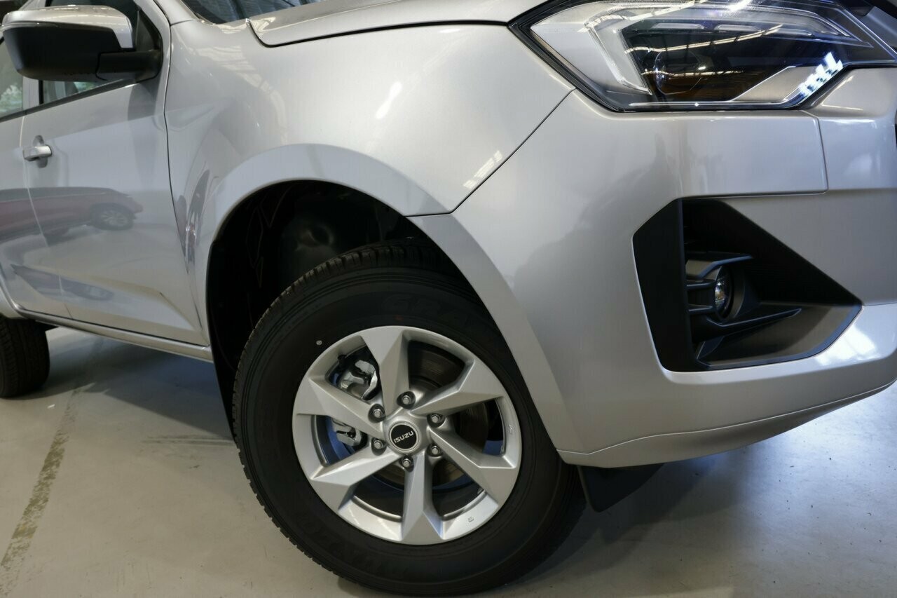 Isuzu D-max image 2