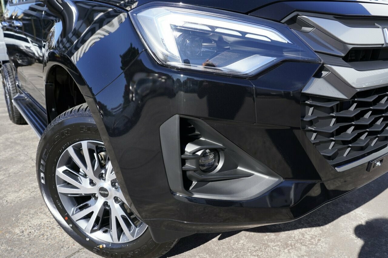 Isuzu D-max image 2