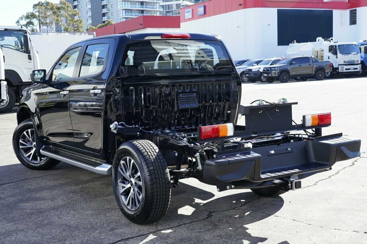 Isuzu D-max image 3