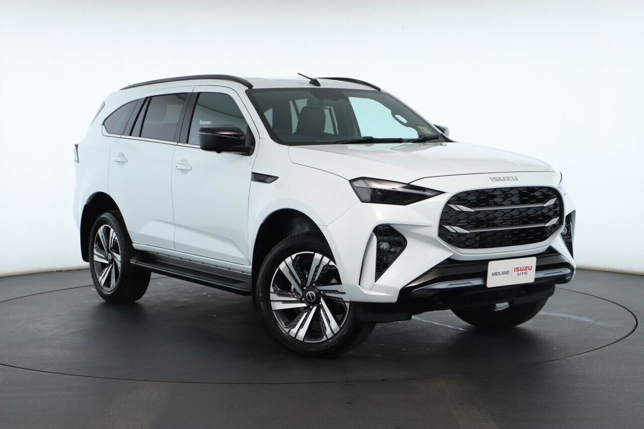 Isuzu Mu-x image 1