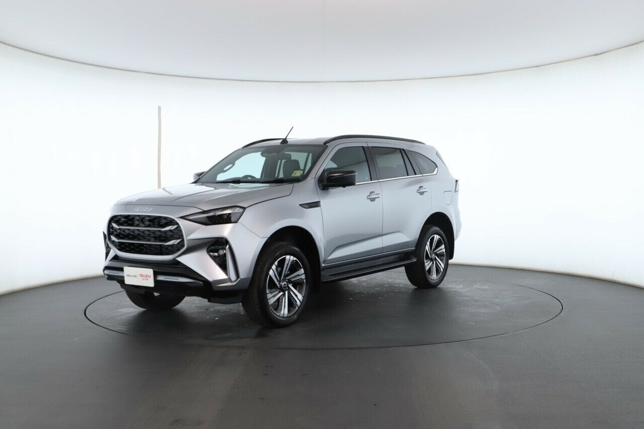 Isuzu Mu-x image 2