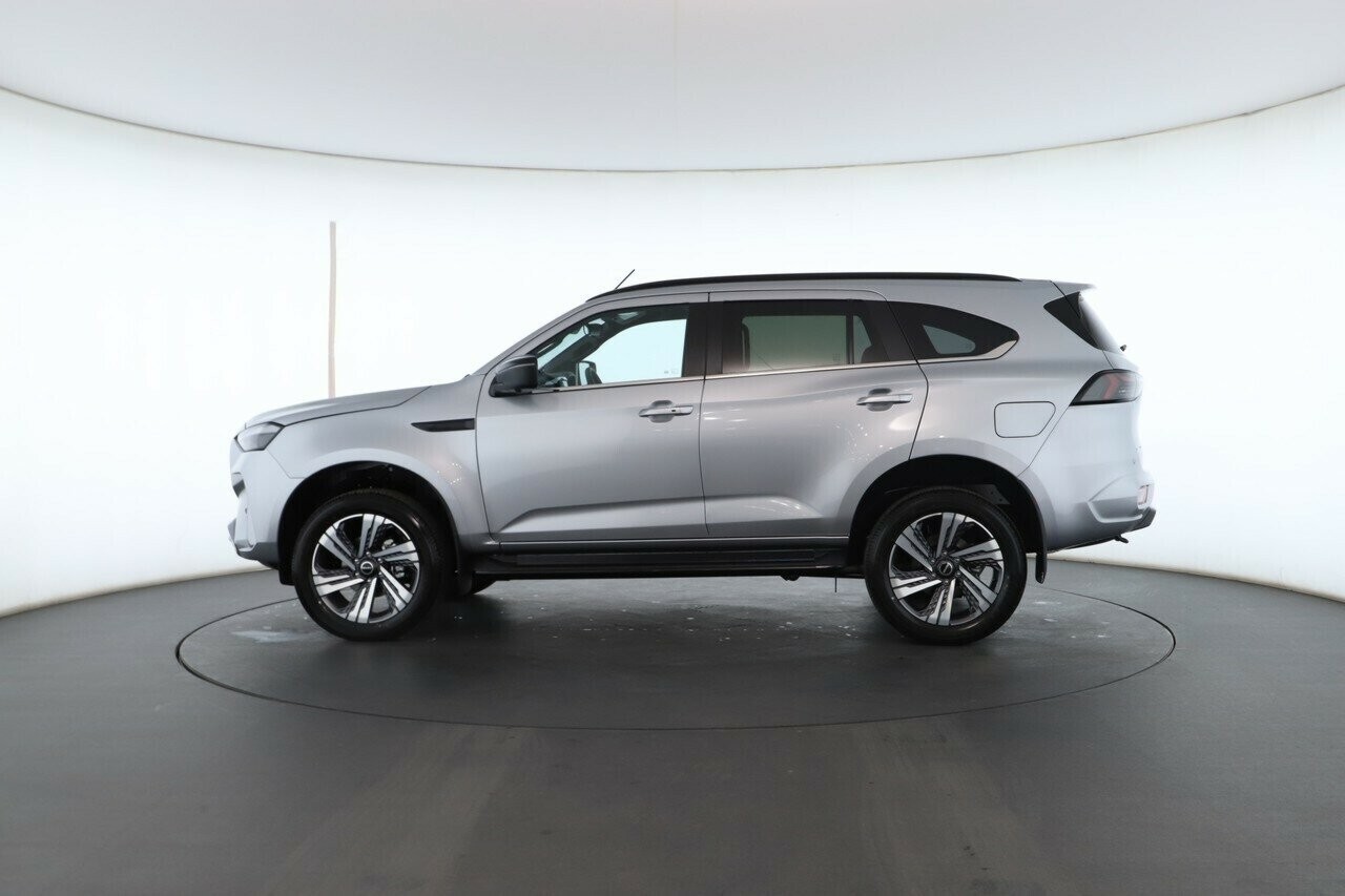 Isuzu Mu-x image 3