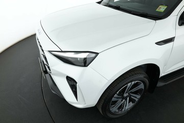 https://vehicle-cdn.autoleague.cloud/30352_950446766_10.jpg