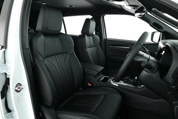 https://vehicle-cdn.autoleague.cloud/30352_950532449_11.jpg