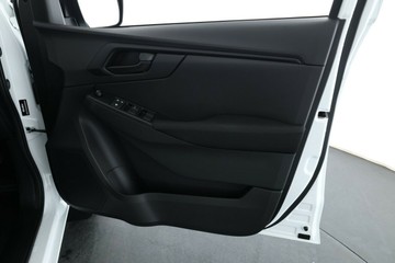 https://vehicle-cdn.autoleague.cloud/30352_950554325_19.jpg
