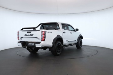 https://vehicle-cdn.autoleague.cloud/30352_950554431_18.jpg