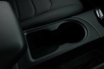 https://vehicle-cdn.autoleague.cloud/30352_950554431_30.jpg