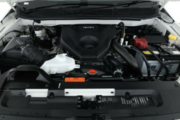https://vehicle-cdn.autoleague.cloud/30352_950554431_7.jpg