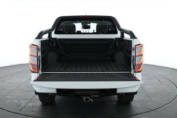 https://vehicle-cdn.autoleague.cloud/30352_950554456_15.jpg