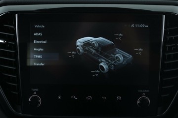 https://vehicle-cdn.autoleague.cloud/30352_950554456_23.jpg