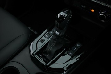 https://vehicle-cdn.autoleague.cloud/30352_950554456_28.jpg
