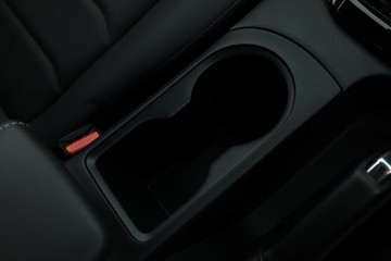 https://vehicle-cdn.autoleague.cloud/30352_950554456_29.jpg
