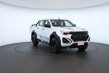 https://vehicle-cdn.autoleague.cloud/30352_950554456_4.jpg