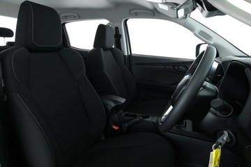 https://vehicle-cdn.autoleague.cloud/30352_950554752_19.jpg