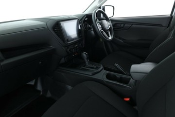 https://vehicle-cdn.autoleague.cloud/30352_950554752_32.jpg