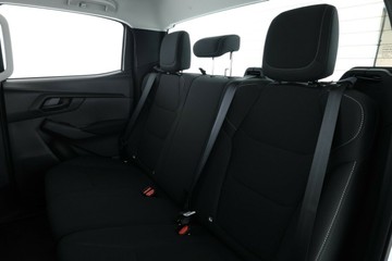 https://vehicle-cdn.autoleague.cloud/30352_950554752_33.jpg
