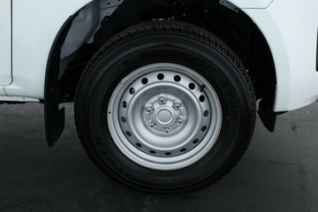 https://vehicle-cdn.autoleague.cloud/30352_950554752_4.jpg