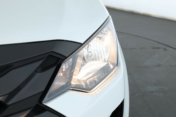https://vehicle-cdn.autoleague.cloud/30352_950554752_8.jpg