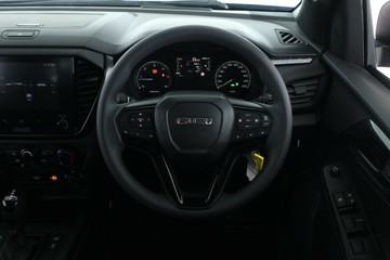 https://vehicle-cdn.autoleague.cloud/30352_950554973_19.jpg