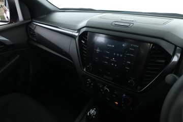 https://vehicle-cdn.autoleague.cloud/30352_950554973_21.jpg