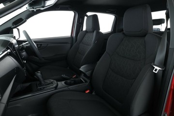 https://vehicle-cdn.autoleague.cloud/30352_950554973_29.jpg