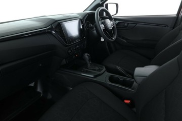 https://vehicle-cdn.autoleague.cloud/30352_950554973_30.jpg