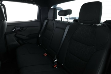 https://vehicle-cdn.autoleague.cloud/30352_950554973_31.jpg