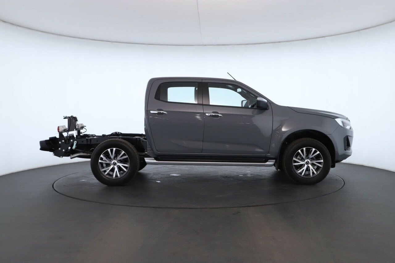 Isuzu D-max image 2