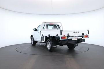 https://vehicle-cdn.autoleague.cloud/30352_950809130_12.jpg