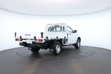 https://vehicle-cdn.autoleague.cloud/30352_950809130_16.jpg