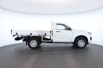 https://vehicle-cdn.autoleague.cloud/30352_950809130_2.jpg