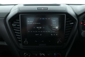 https://vehicle-cdn.autoleague.cloud/30352_950809130_23.jpg