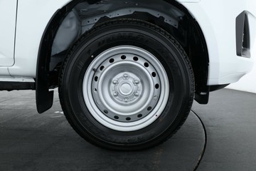https://vehicle-cdn.autoleague.cloud/30352_950809130_3.jpg