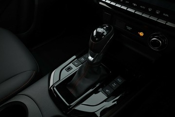 https://vehicle-cdn.autoleague.cloud/30352_950809968_28.jpg