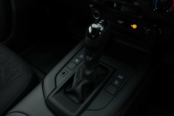 https://vehicle-cdn.autoleague.cloud/30352_950810282_24.jpg