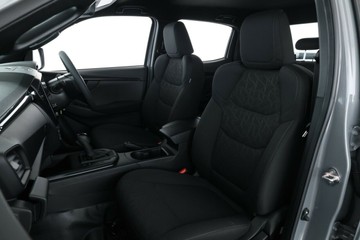 https://vehicle-cdn.autoleague.cloud/30352_950810282_27.jpg