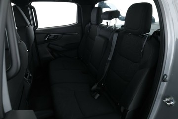 https://vehicle-cdn.autoleague.cloud/30352_950810282_29.jpg