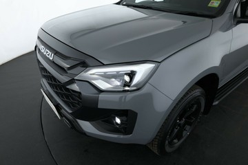 https://vehicle-cdn.autoleague.cloud/30352_950810288_10.jpg