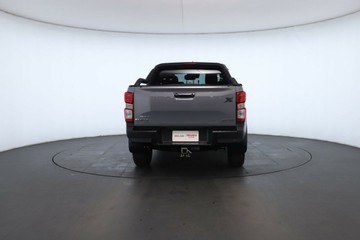 https://vehicle-cdn.autoleague.cloud/30352_950810288_14.jpg