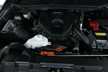 https://vehicle-cdn.autoleague.cloud/30352_950810288_7.jpg