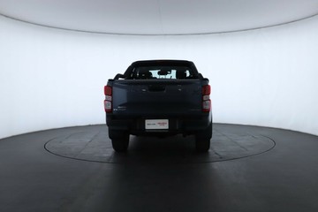 https://vehicle-cdn.autoleague.cloud/30352_950810358_13.jpg