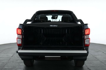 https://vehicle-cdn.autoleague.cloud/30352_950810358_15.jpg