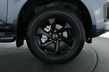 https://vehicle-cdn.autoleague.cloud/30352_950810358_3.jpg