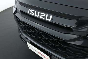 https://vehicle-cdn.autoleague.cloud/30352_950810358_7.jpg