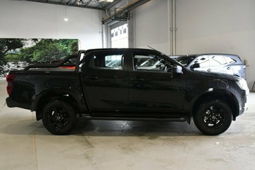 https://vehicle-cdn.autoleague.cloud/30352_950810384_16.jpg