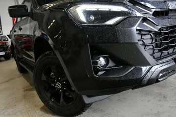 https://vehicle-cdn.autoleague.cloud/30352_950810384_2.jpg