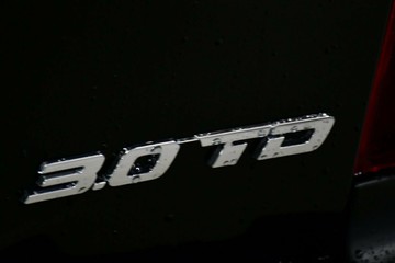 https://vehicle-cdn.autoleague.cloud/30352_950810384_20.jpg